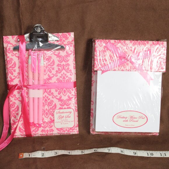 Pink Paisley 2pc Stationary Writing Gift Set & Memo Pad "NEW" - Picture 1 of 5